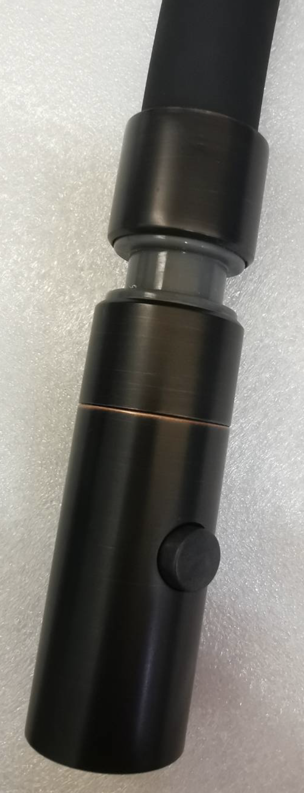  2014BG曜石黑＋低調奢華滾金邊